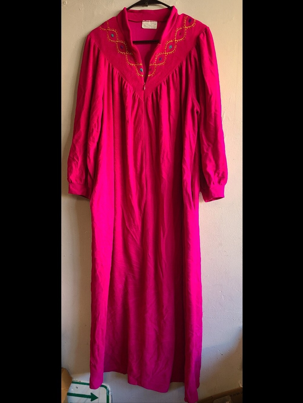 Vintage women's large maxi long robe/muumuu 1/2 zip velour-feel diamond print